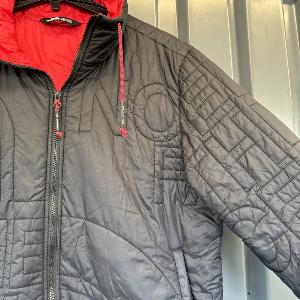 The North Face Men's Black Quilted Jacket M Full Zip Pockets Red Lining